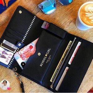 Henri BENDEL Uptown Iconic Organizer Black Long Leather Wallet Clutch Wristlet